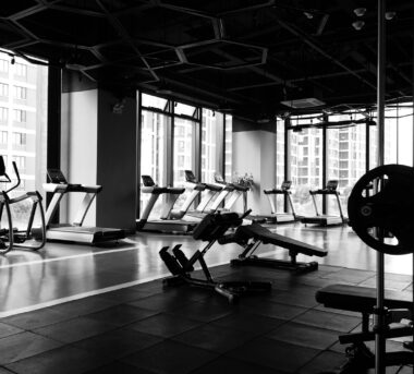 Sygnalizatory poziomu cieczy dostępne w Elcluwo wsparciem dla nowoczesnych obiektów sportowych